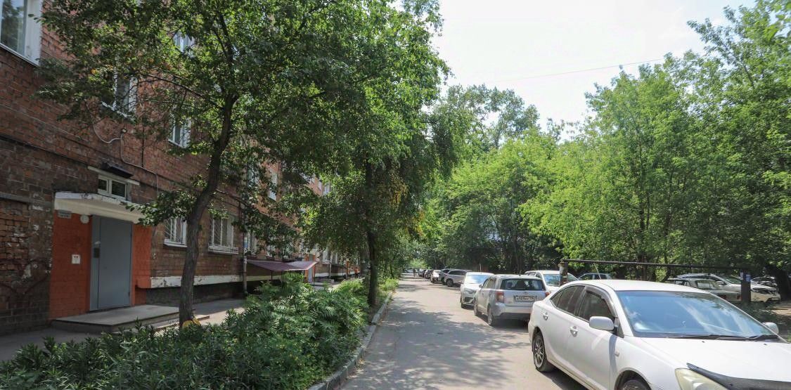 квартира г Иркутск р-н Правобережный ул Карла Либкнехта 63 фото 14