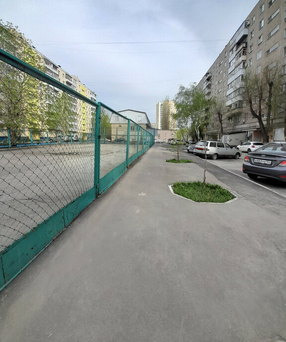 квартира г Саратов пр-кт им 50 лет Октября 17 фото 22
