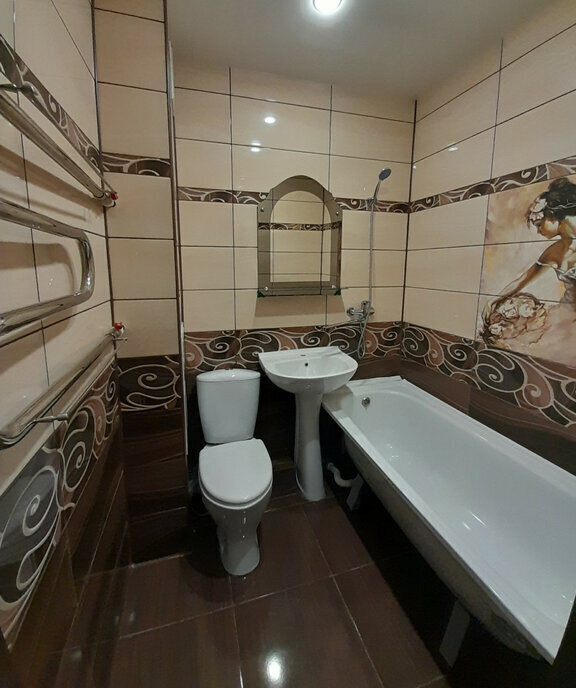 квартира г Саратов р-н Кировский Солнечный 2 улица имени С. П. Лисина, 13 фото 12