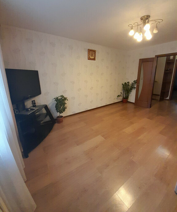 квартира г Саратов п Юбилейный р-н Волжский ул Саловская 5 фото 7