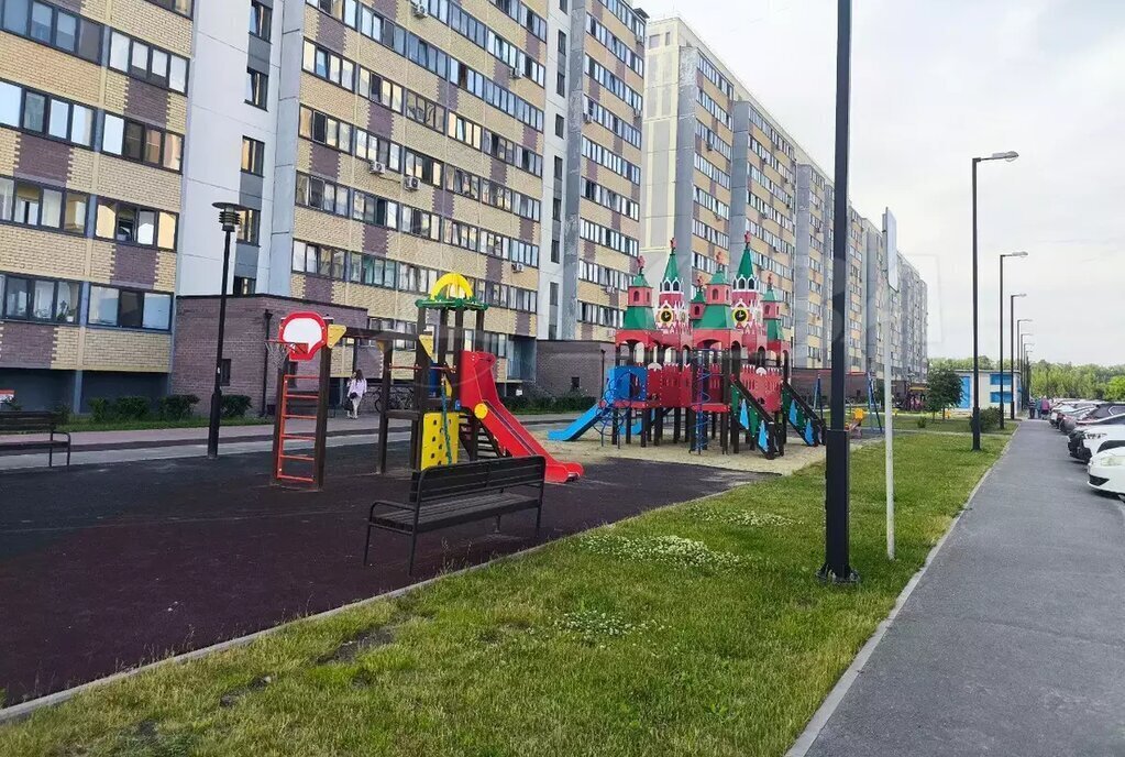 квартира г Тюмень ул Интернациональная 199к/4 Калининский административный округ фото 13