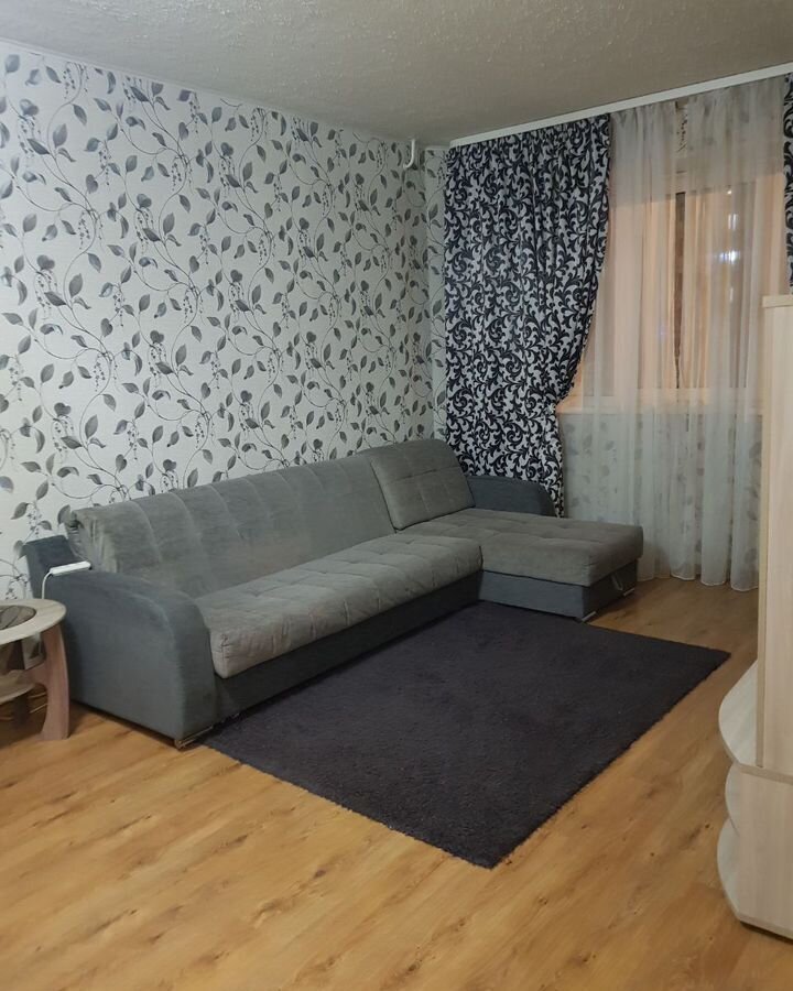 квартира г Мурманск р-н Октябрьский ул Георгия Седова 18 фото 2