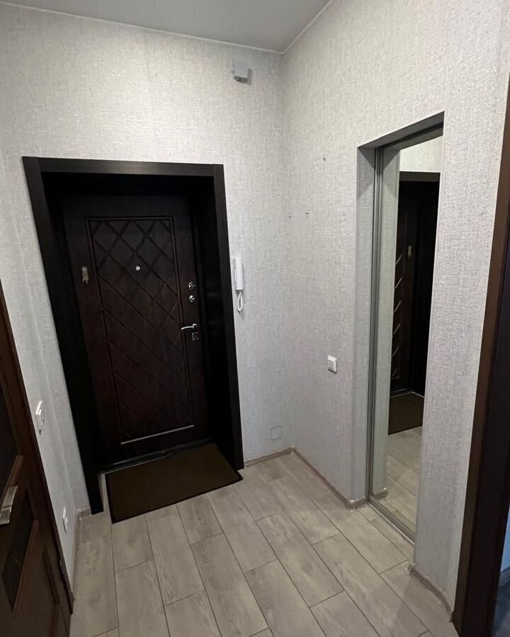 квартира г Омск р-н Советский ул Красный Путь 105к/2 фото 12
