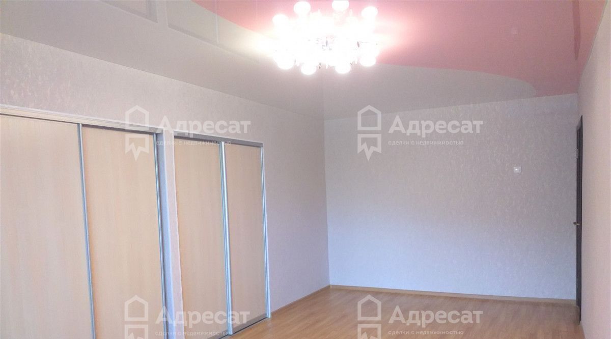квартира г Волгоград р-н Тракторозаводский ул им. Николая Отрады 10а фото 6