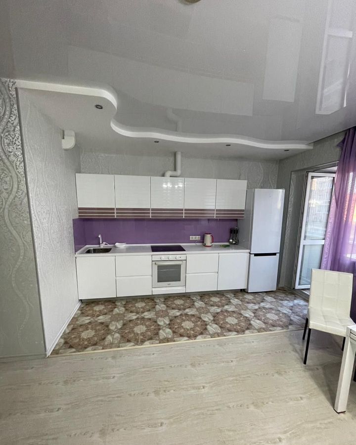 квартира г Иркутск р-н Октябрьский ул Зверева 1 фото 1