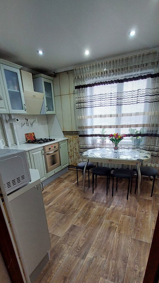 квартира г Астрахань ул Звездная 61 Юго-Восток-3 м-н фото 2
