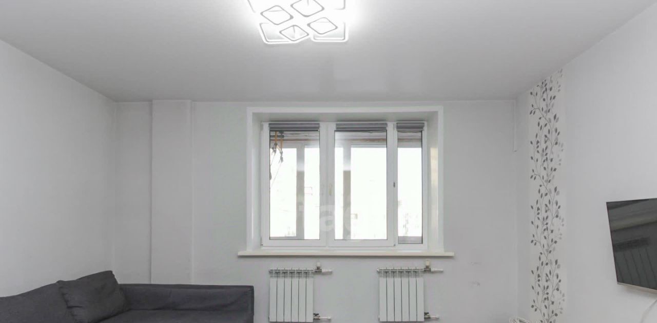 квартира г Омск р-н Кировский ул Звездная 8к/1 фото 15