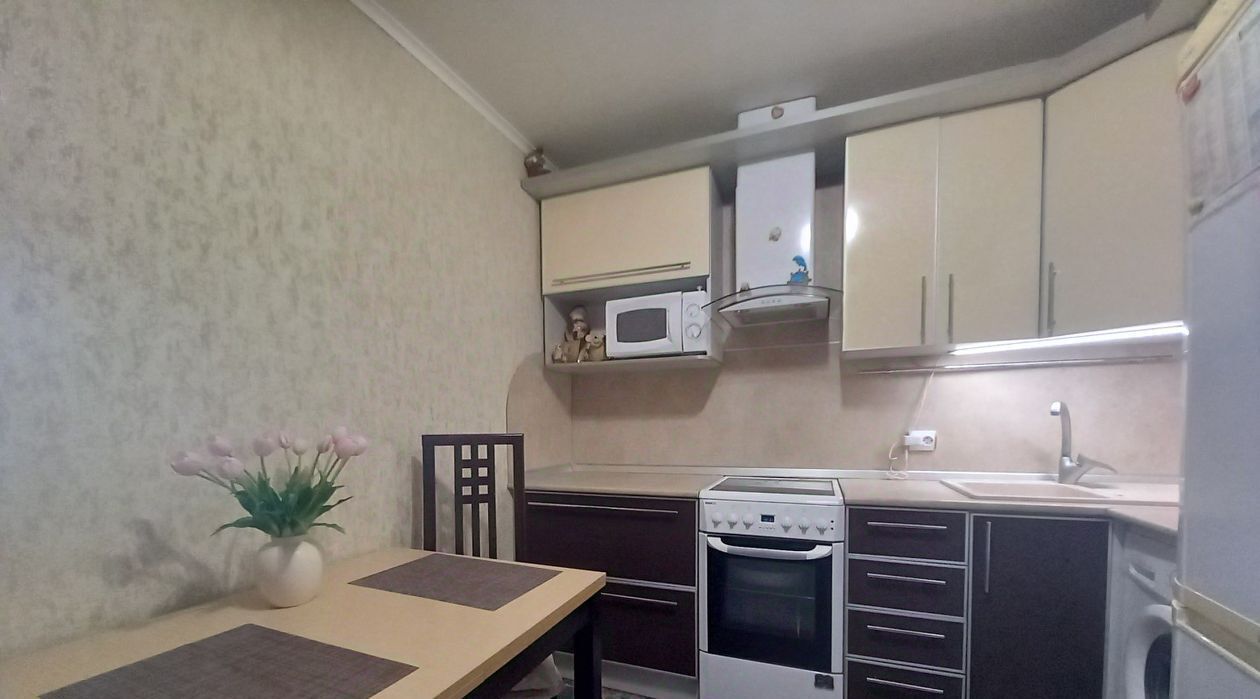 квартира р-н Ейский г Ейск ул Коммунистическая 20/6 фото 2