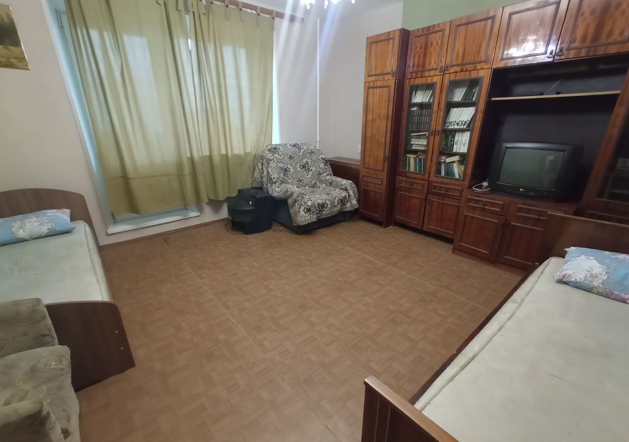 квартира г Тобольск 10-й мкр-н, 23 фото 6