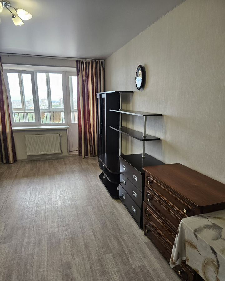 квартира г Чебоксары р-н Калининский ул Ленинского Комсомола 27к/1 фото 3