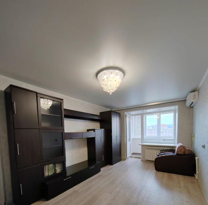 квартира г Октябрьский 25-й микрорайон 8 фото 1
