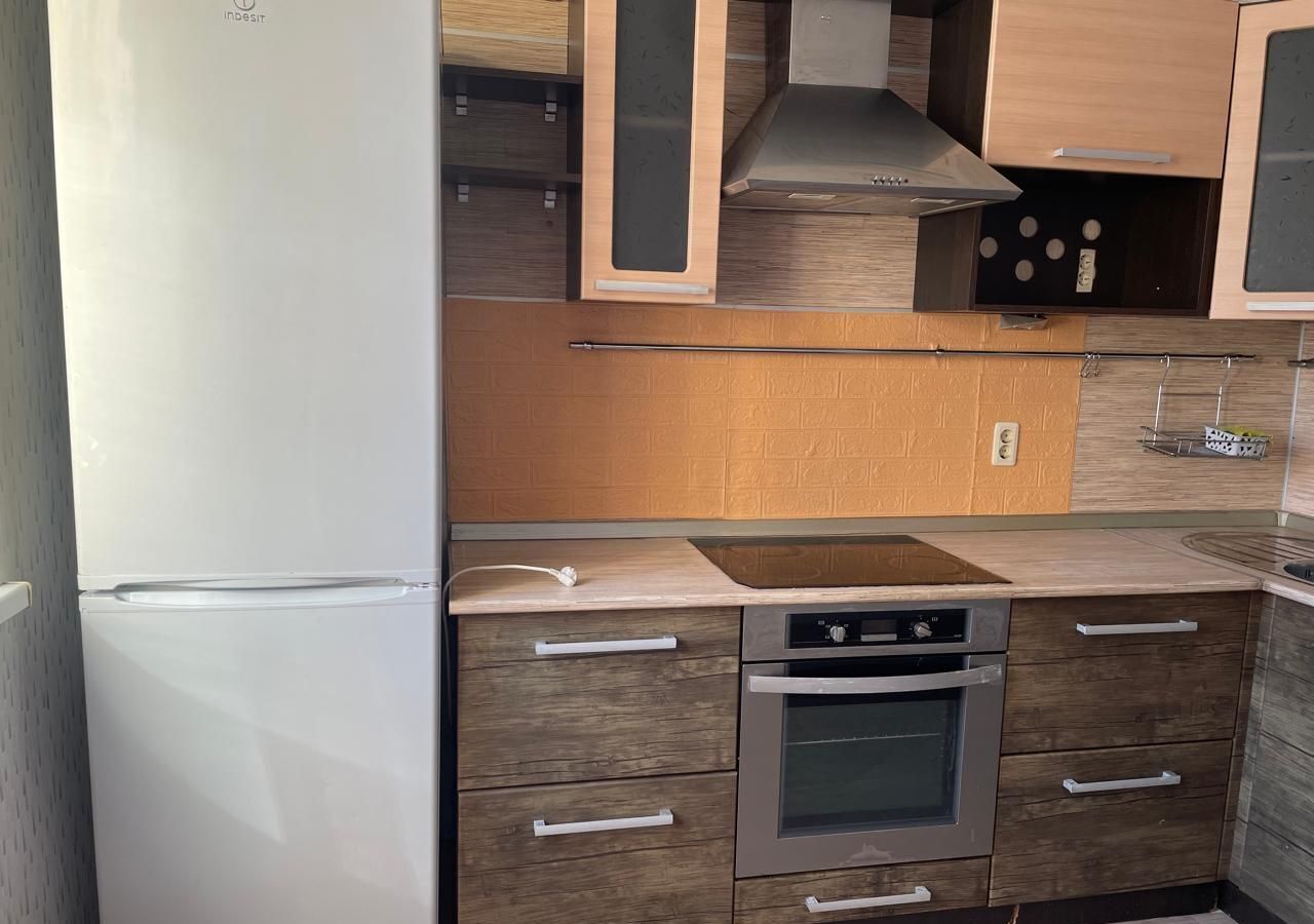 квартира г Челябинск р-н Курчатовский ул Салавата Юлаева 30 фото 2
