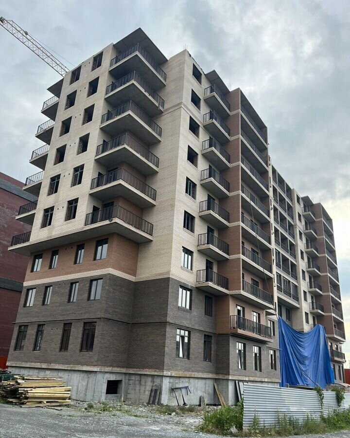 квартира г Владикавказ р-н Затеречный пр-кт Доватора 65а Республика Северная Осетия — Владикавказ фото 1