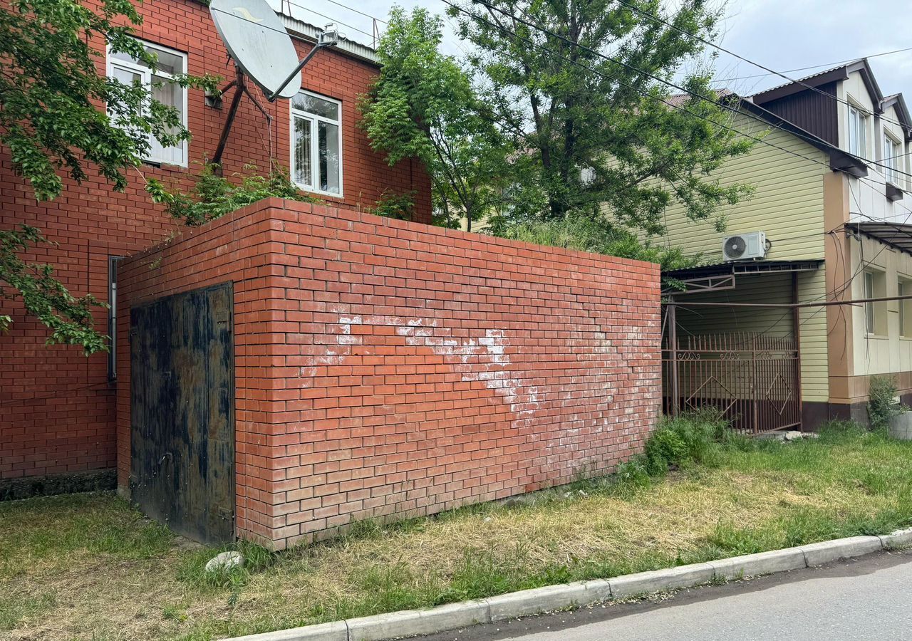 гараж г Кизилюрт ул. Гамзата Цадаса, 63 фото 2