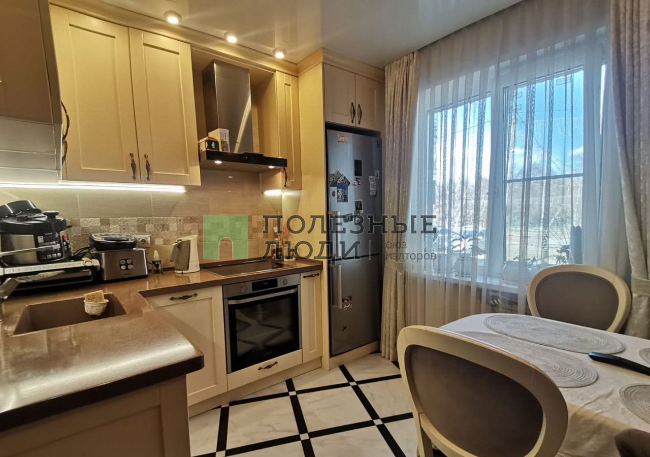 квартира г Красноярск р-н Октябрьский ул Гусарова 57 фото 2