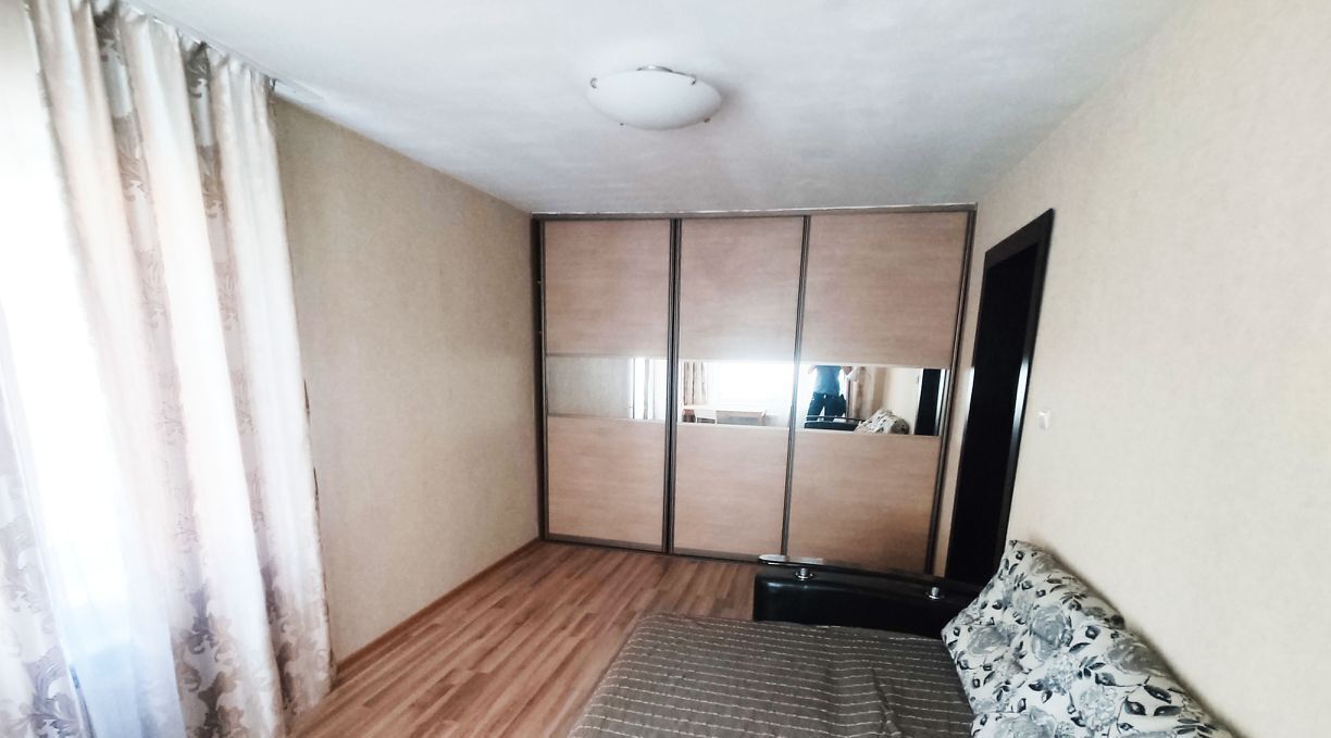квартира г Иркутск р-н Октябрьский ул Дальневосточная 65 фото 2