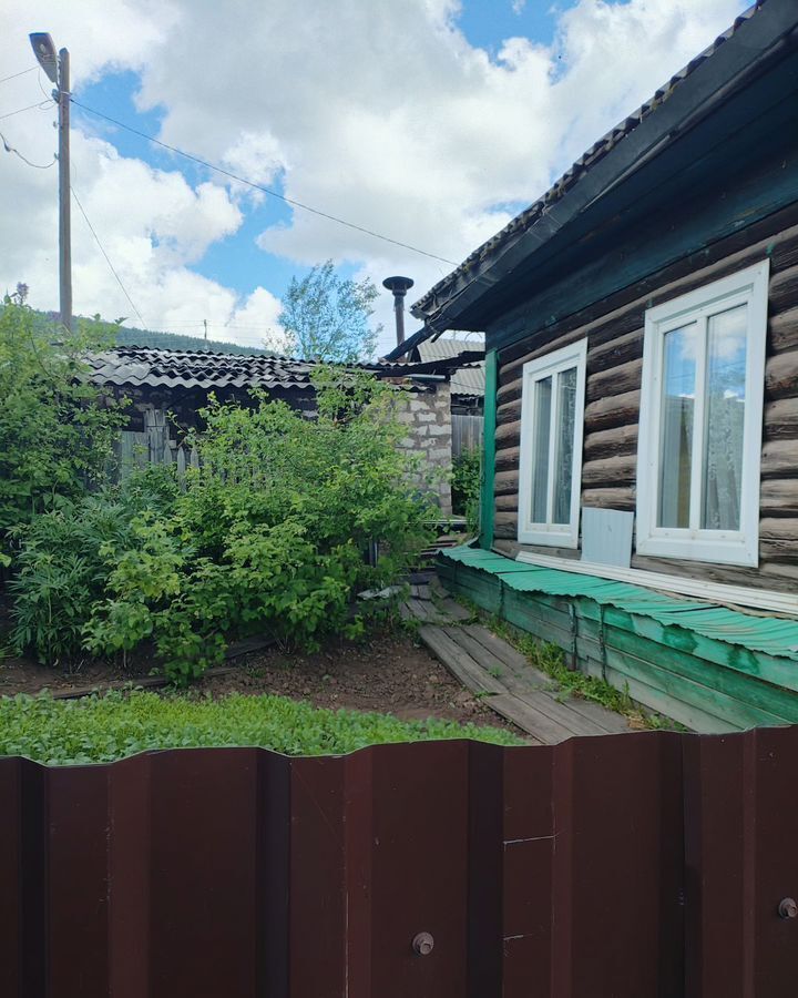 дом г Усть-Кут пер Энергетический Усть-Кутский р-н, муниципальное образование фото 2