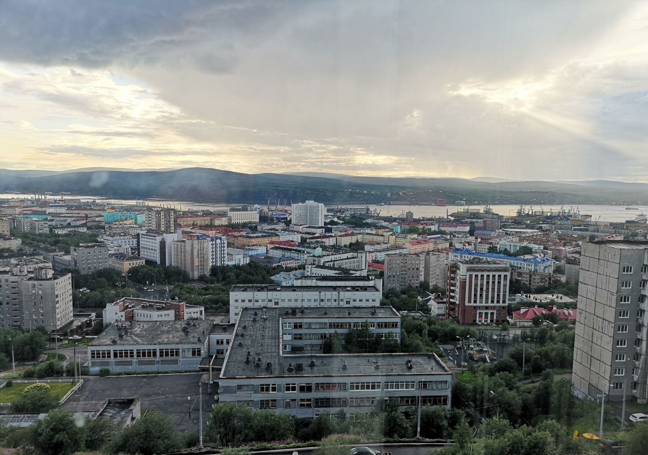 квартира г Мурманск р-н Октябрьский ул Старостина 31 фото 1