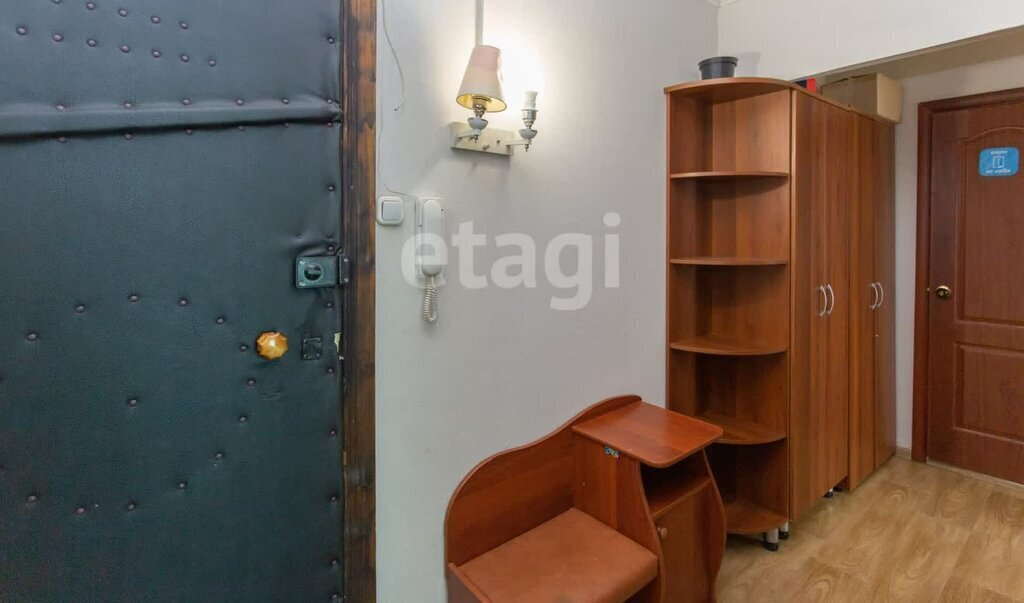 квартира г Тобольск мкр 7а 32а фото 14