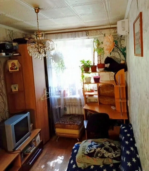 квартира г Таганрог ул Пальмиро Тольятти 36/2 фото 3