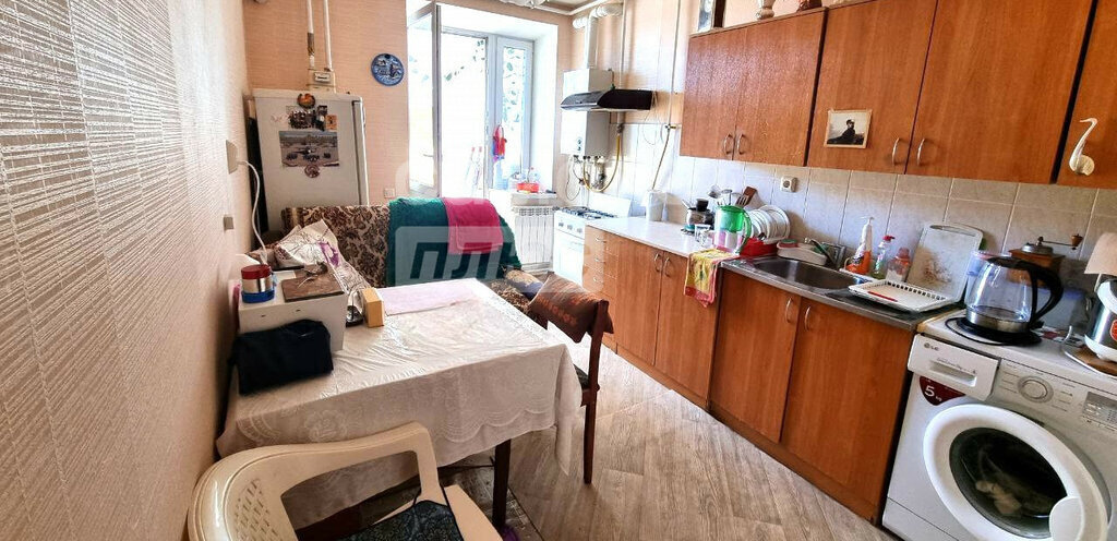 квартира р-н Ейский г Ейск ул Энгельса 21/1 фото 2