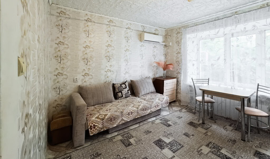 квартира г Ульяновск ул Октябрьская 38 фото 1