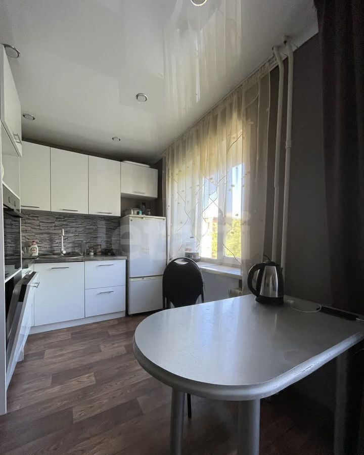 квартира г Ачинск ул Лазо 4 фото 2