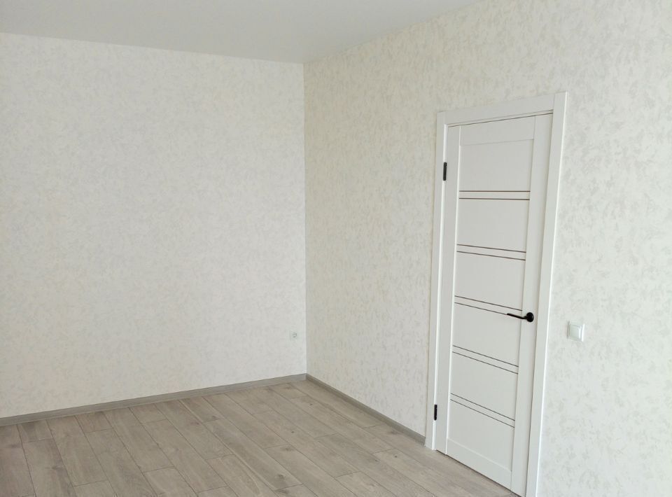 квартира г Калининград р-н Ленинградский ул Гайдара 90 фото 4