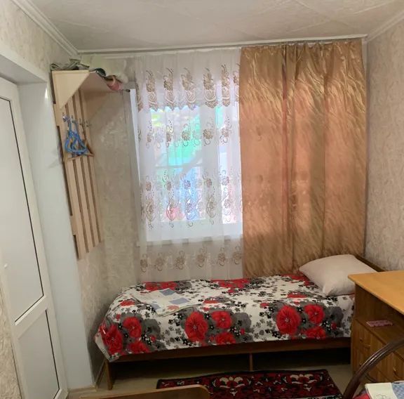 комната р-н Ейский г Ейск ул Победы 7 фото 2