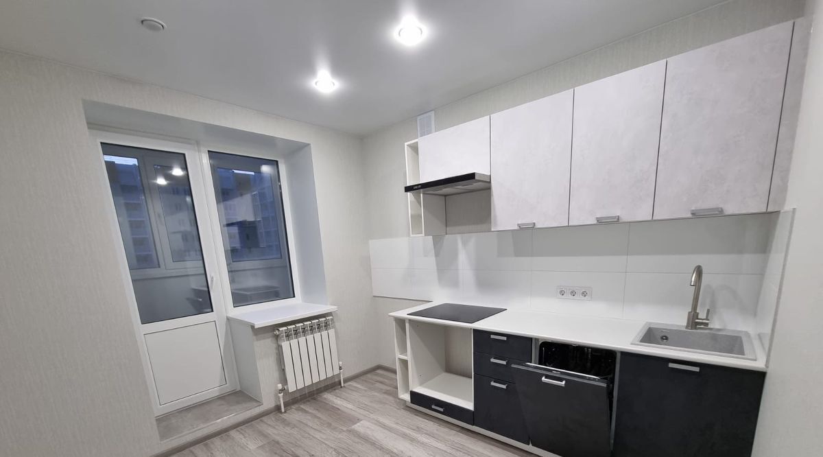 квартира г Саратов р-н Заводской ул им Сдобнова Николая 7 фото 1