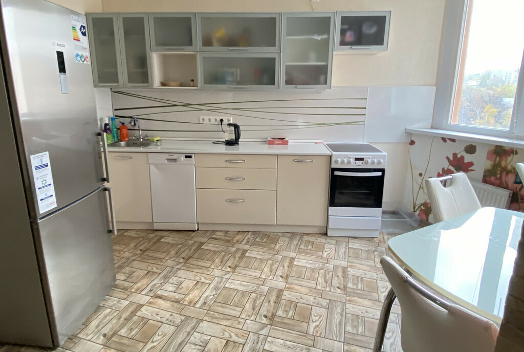 квартира г Саратов ул Лунная 30а фото 1