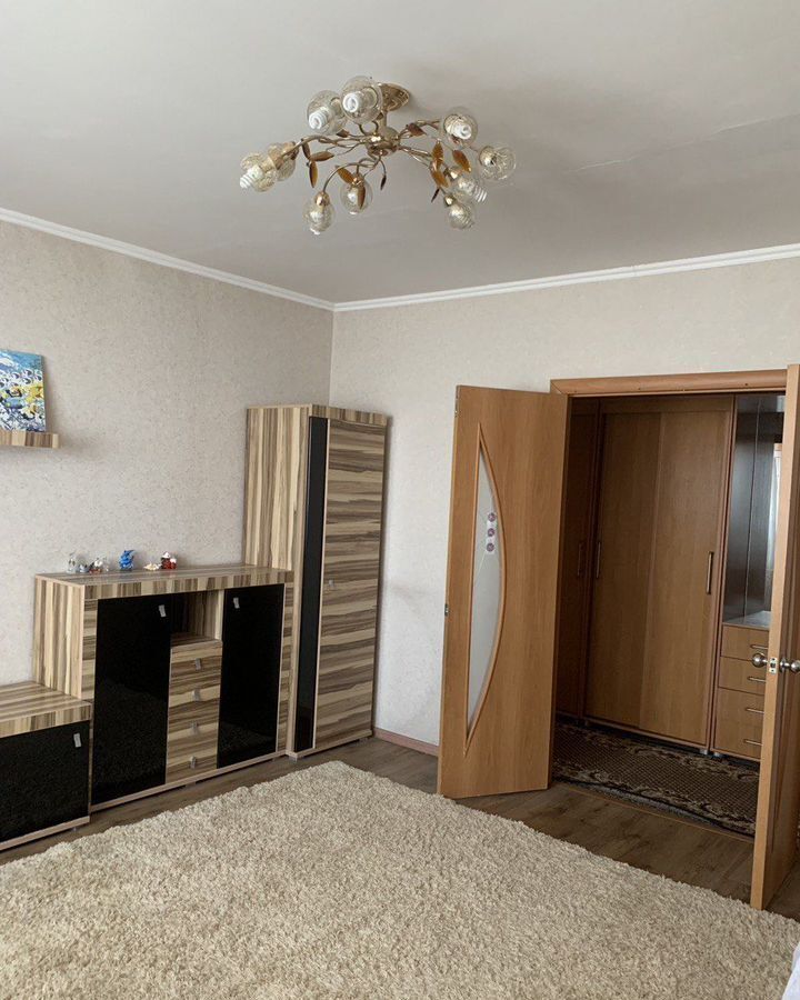 квартира г Абакан ул Комарова 20 фото 1