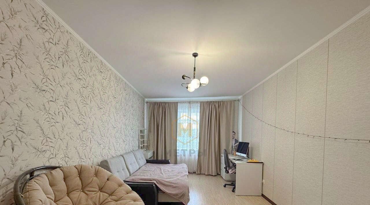 квартира г Белгород 10-й микрорайон Западный ул 60 лет Октября 9а фото 3