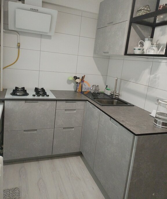 квартира г Великий Новгород Западный ул Попова 13к/1 фото 1