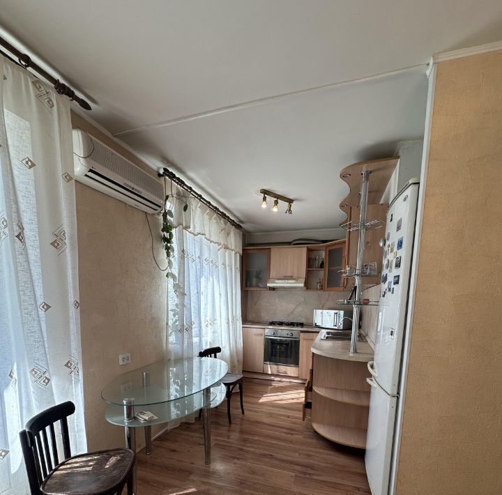 квартира г Саратов р-н Октябрьский ул 2-я Садовая 81 фото 1