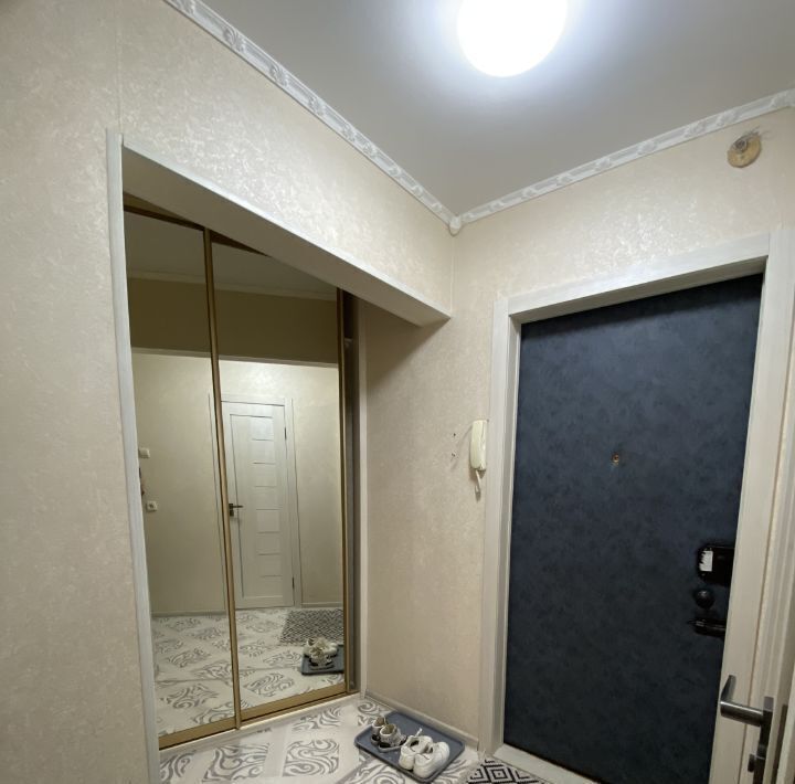 квартира г Омск р-н Центральный ул Омская 77к/3 фото 6