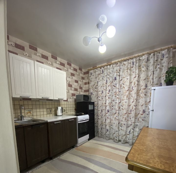 квартира г Омск р-н Центральный ул Омская 77к/3 фото 11