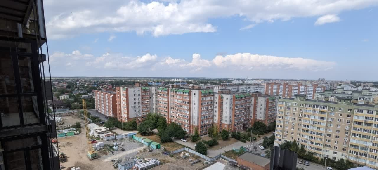 квартира г Таганрог ул Сергея Шило 265д фото 2