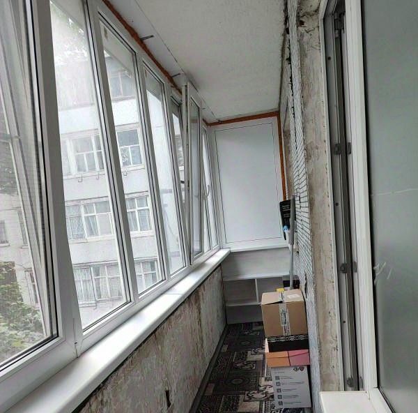 квартира г Тольятти р-н Автозаводский ул Свердлова 42 фото 2