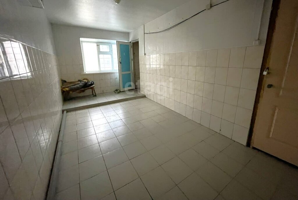 комната г Петропавловск-Камчатский ул Труда 23 фото 2