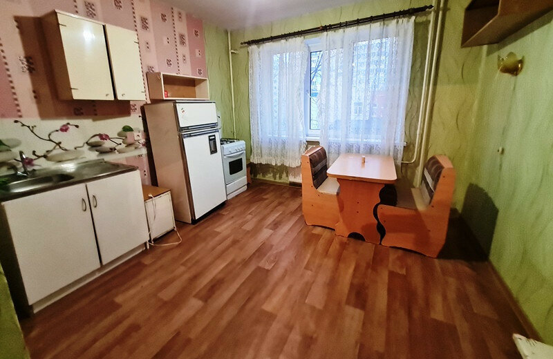 квартира г Саратов улица имени П. Ф. Батавина, 13 фото 3