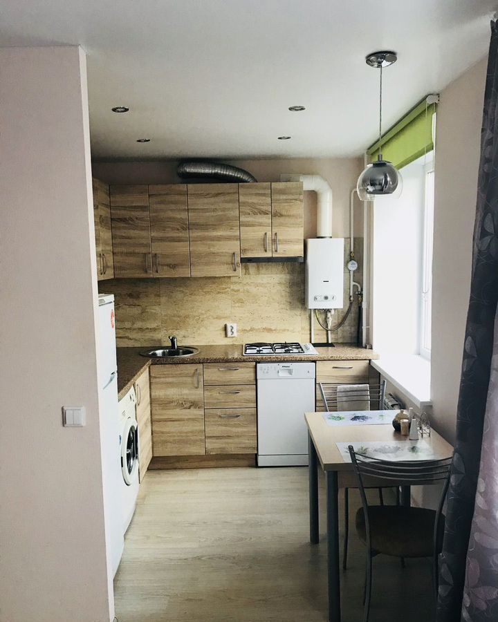 квартира г Петрозаводск р-н Центр пр-кт Ленина 28а фото 1