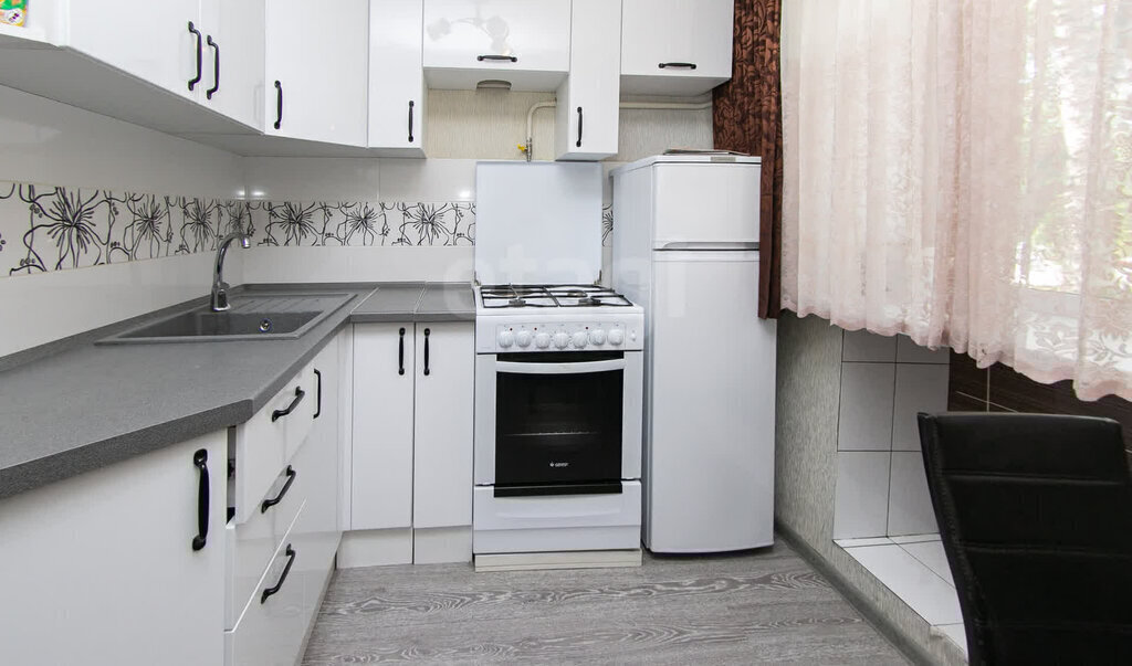 квартира г Томск ул Елизаровых 39 фото 2