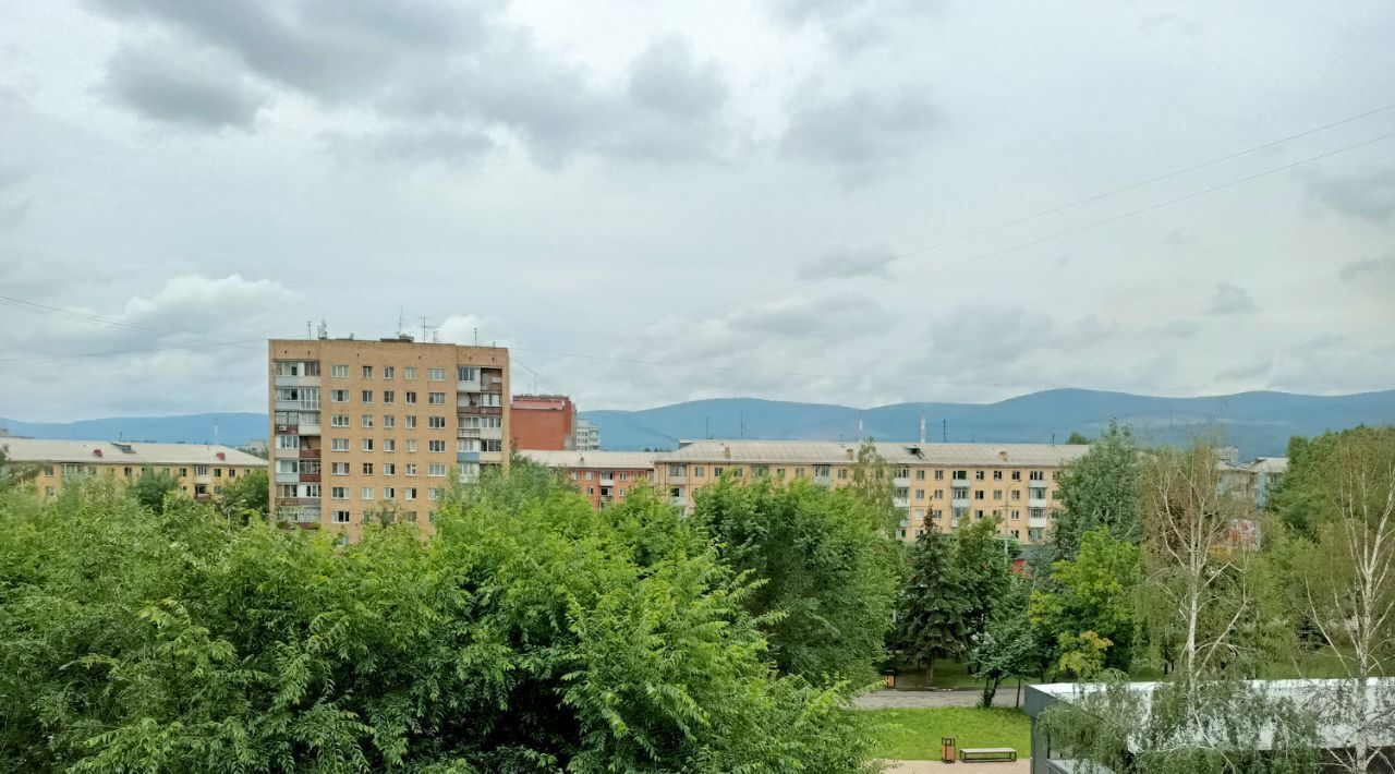 комната г Красноярск р-н Свердловский пр-кт им.газеты "Красноярский рабочий" 166 фото 5