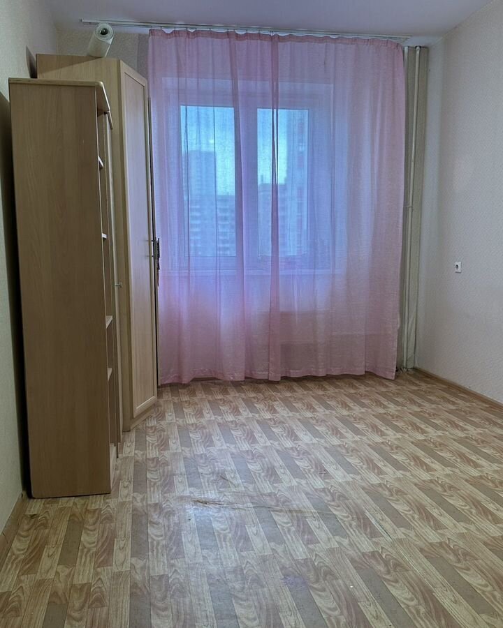 квартира г Красноярск р-н Советский ул Ястынская 5а фото 4