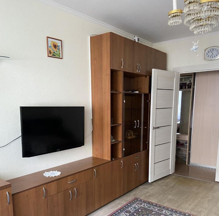 квартира г Саратов р-н Ленинский ул 2-я Электронная 8 фото 1