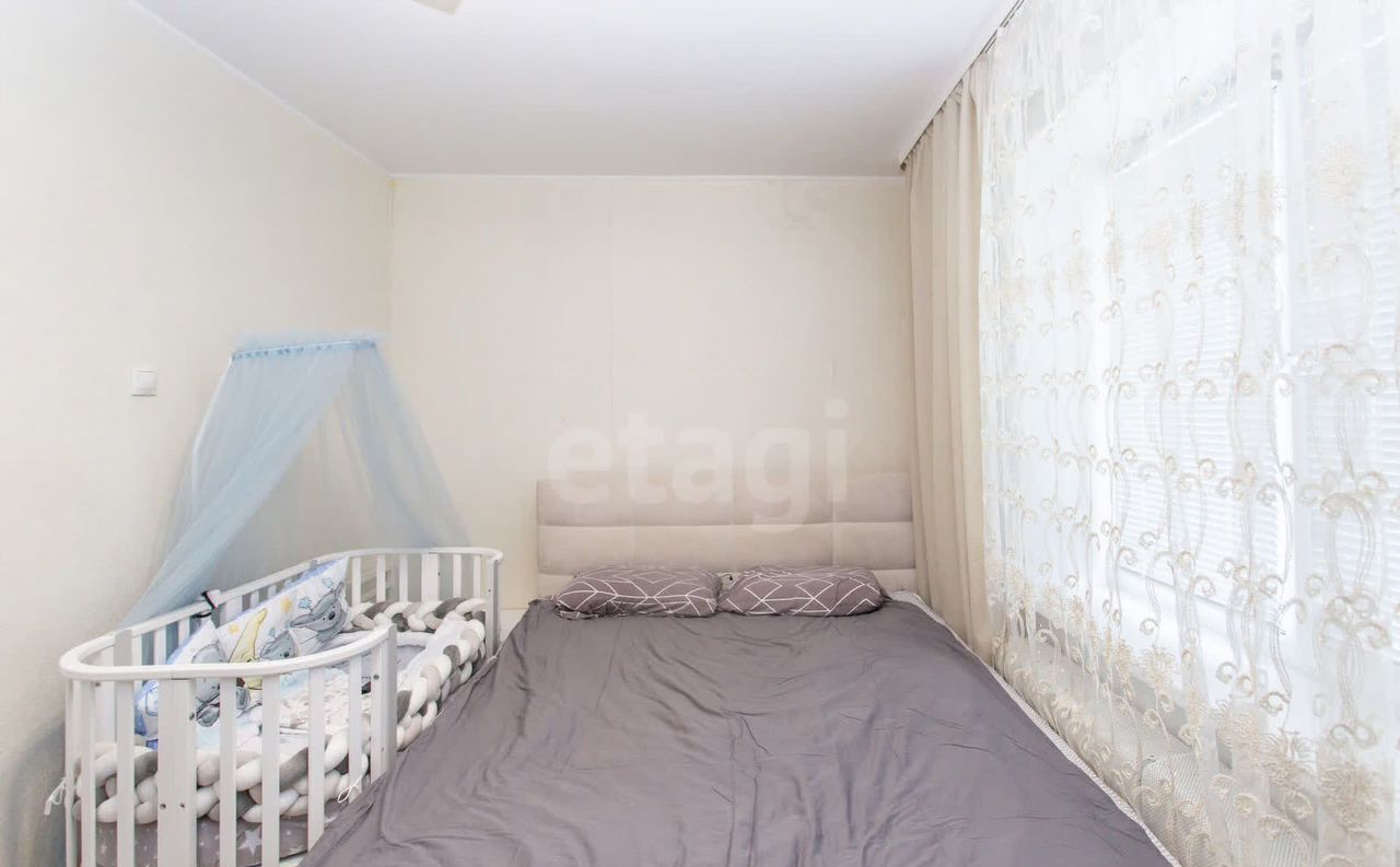 квартира г Тобольск 9-й мкр-н, 22Б фото 3