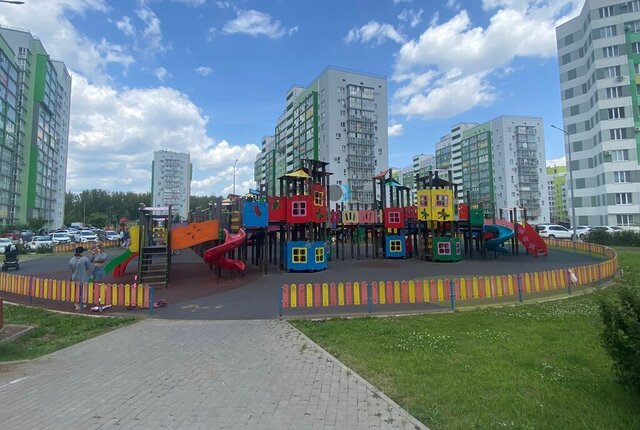 б-р Яркий 5 фото
