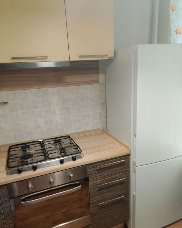квартира г Саратов р-н Кировский ул им Осипова В.И. 6 фото 2