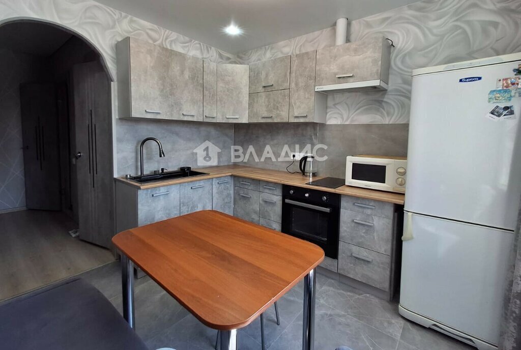 квартира г Тобольск р-н мкр 9 28А фото 2